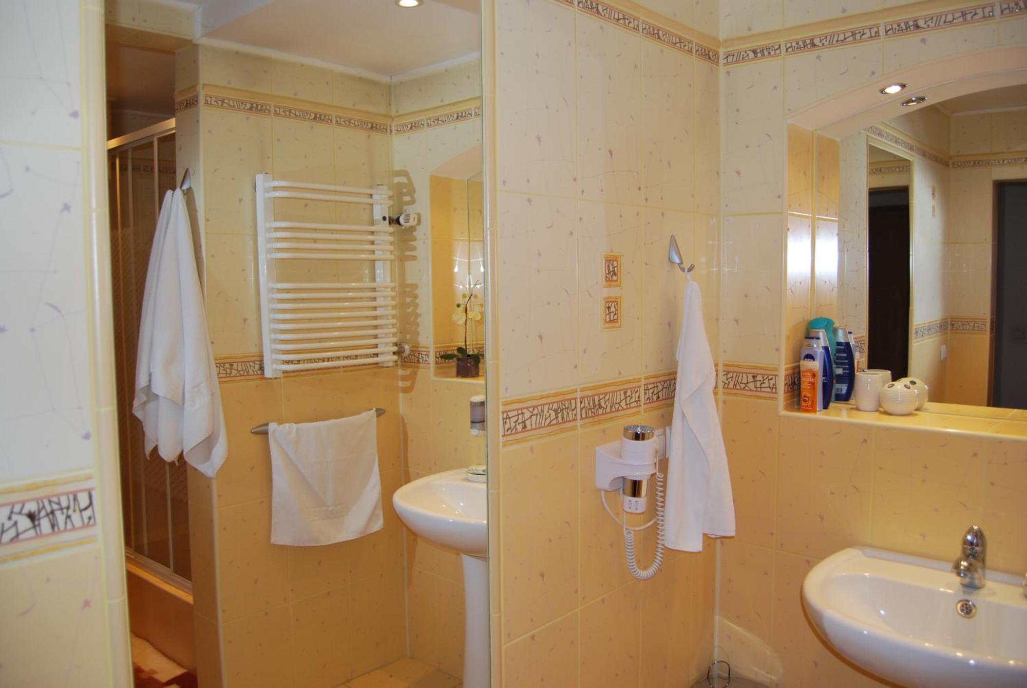 Hotel W Dobieszkowie Stryków Pokoj fotografie