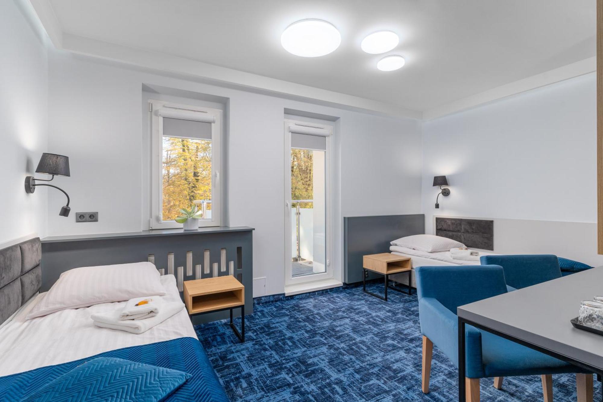 Hotel W Dobieszkowie Stryków Exteriér fotografie